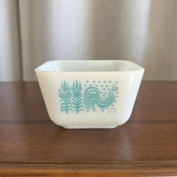 Vintage Pyrex 1.5 Cup Refrigerator Dish Amish Butterprint 501 No Lid - Picture 2 of 7